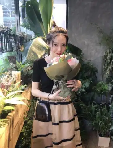 大家都知道高晓松曾经有个美娇妻,那就是夕又米,两人相差近20岁.