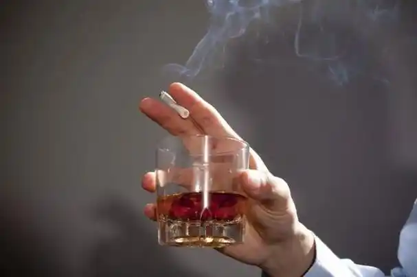 吃完药血压依然很高或与这4个因素有关建议转给家人看看