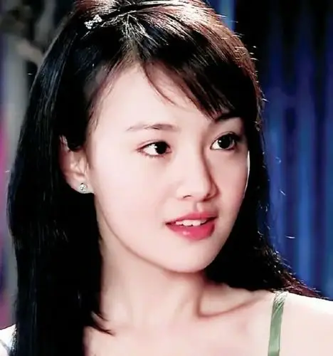 18岁的郑爽不算什么,谁记得张翰送给她的18岁礼物吗,那才是青春