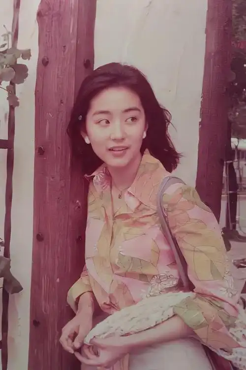 有一种美叫"林青霞年轻的时候"