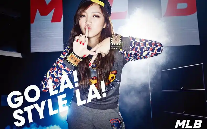 miss a韩国美女组合代言mlb棒球服宽屏壁纸
