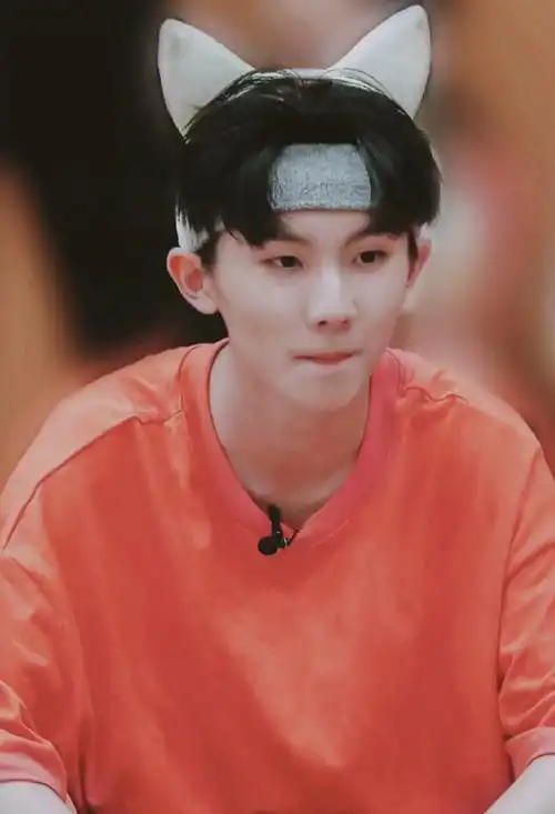 马嘉祺发带造型