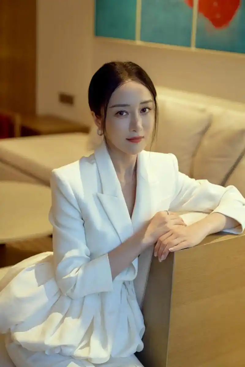 自由行走的实力女演员李依晓