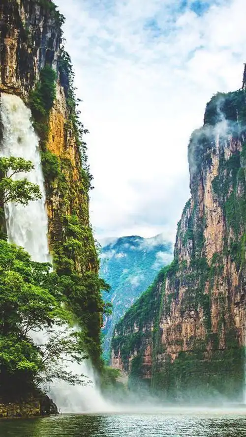 大自然瀑布美景图片手机壁纸,风景,唯美,高清,瀑布,山水,手机壁纸