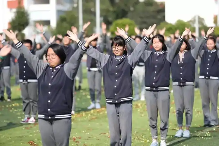 校园圈丨奔跑吧,昆一中西山学校的少年们!