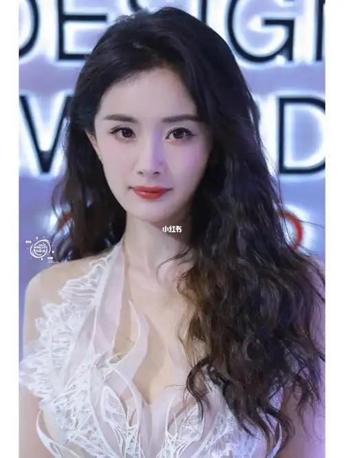 那个博主能出个仿妆教程?太嫩了 !太好看了这个妆!#仿妆  #杨幂