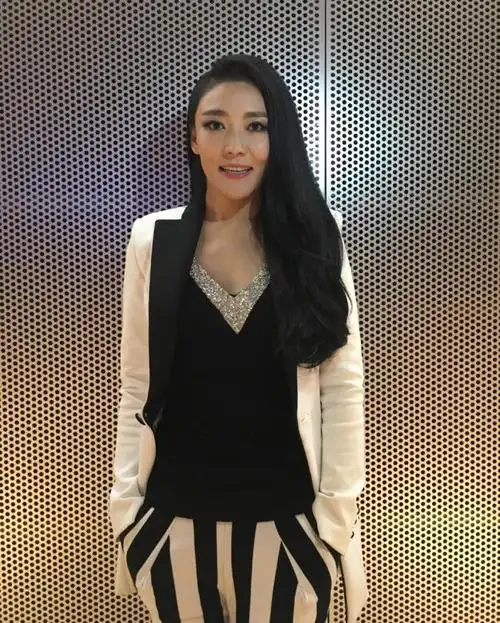 徐千雅老公资料 她为什么唱那么多湘西的歌