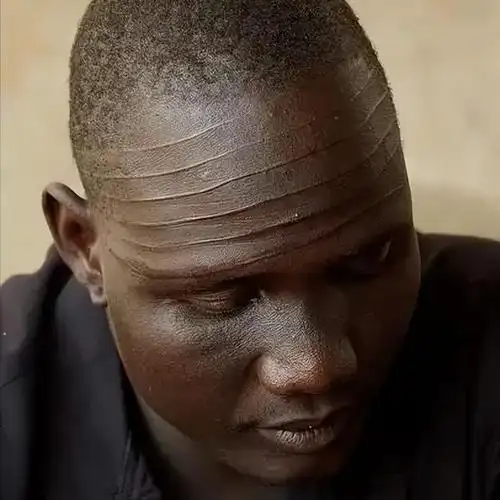 世界上"最黑"的民族:平均身高1米82,长得不黑就要被歧视