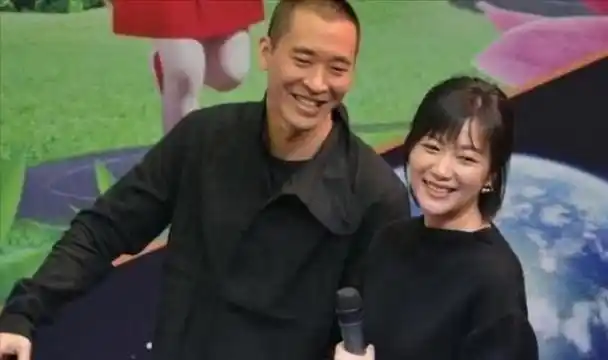 徐静蕾:我大费周章冻卵,现在却用不上了,因为黄立行是我的底气