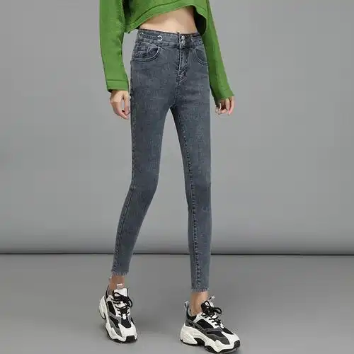 现货实拍牛仔裤女秋季新款显瘦百搭黑色小脚高腰长裤子潮