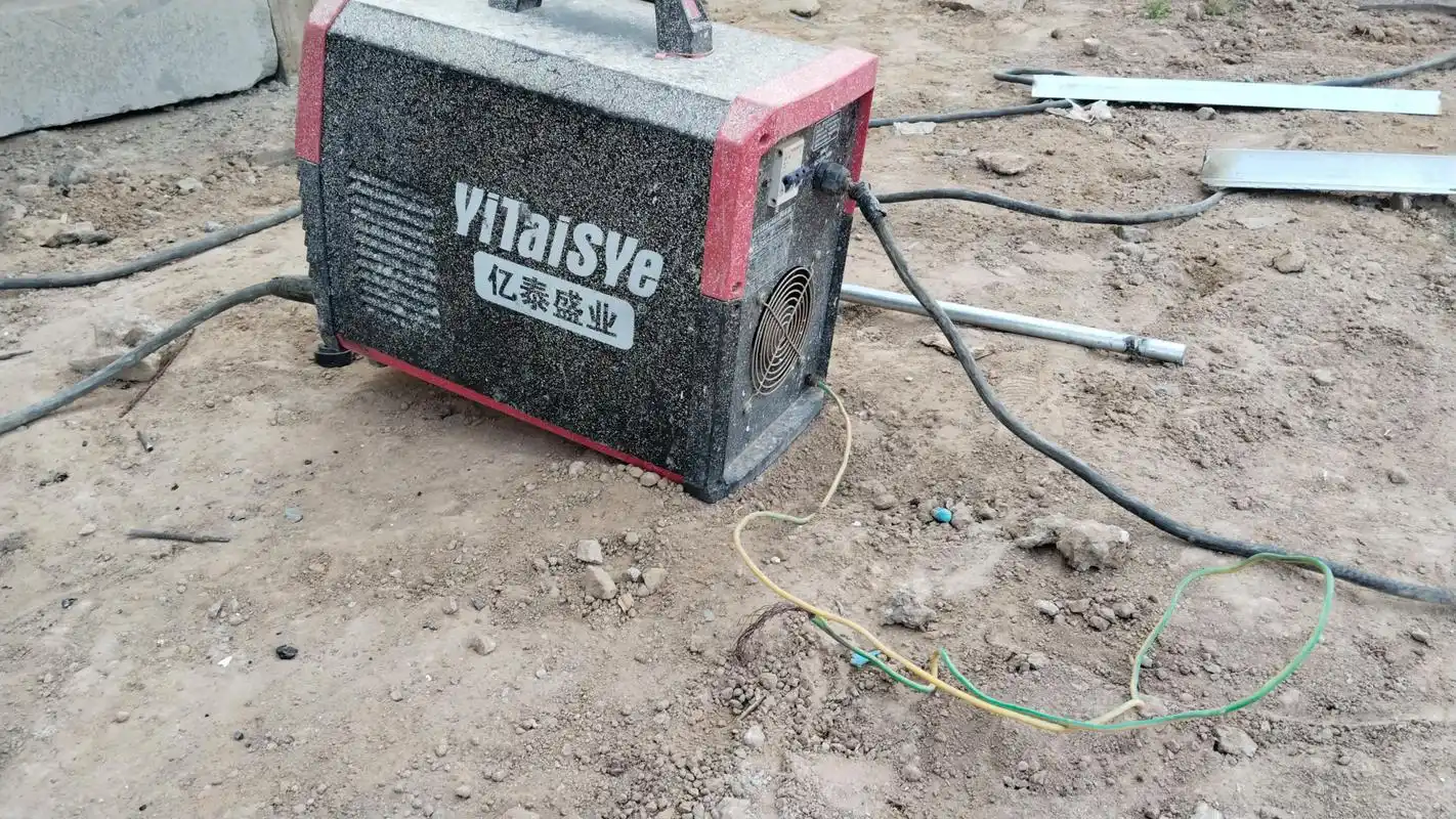 电焊机外壳接地,看看专家检查的说法.