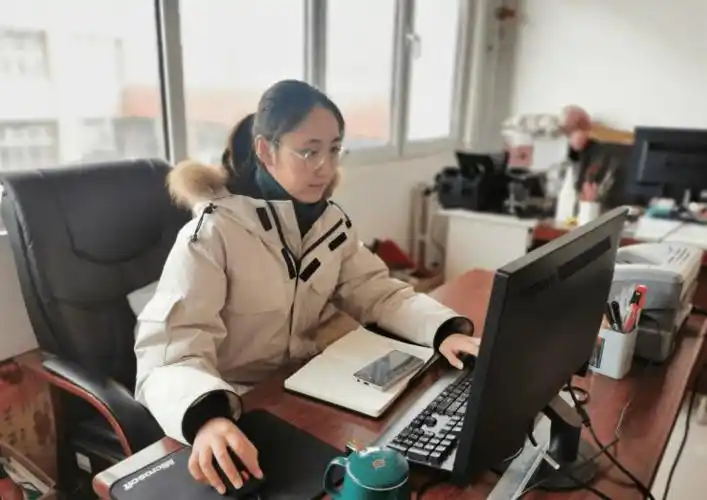 学工独家 | 致敬青理一线女辅导员_工作