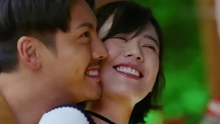 撒狗粮!陈伟霆和马思纯组cp,大秀恩爱甜死人