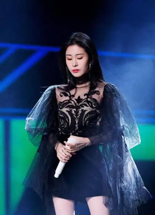 郑州将迎来中国流行歌坛的实力派女歌手——张碧晨.