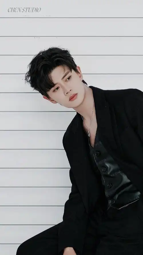 爱仕达品牌代言人任嘉伦##任嘉伦