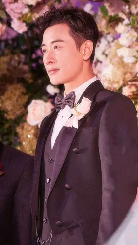 唐嫣罗晋接亲新照曝光,伴郎团花样百出欢乐多,红包细节都超有爱