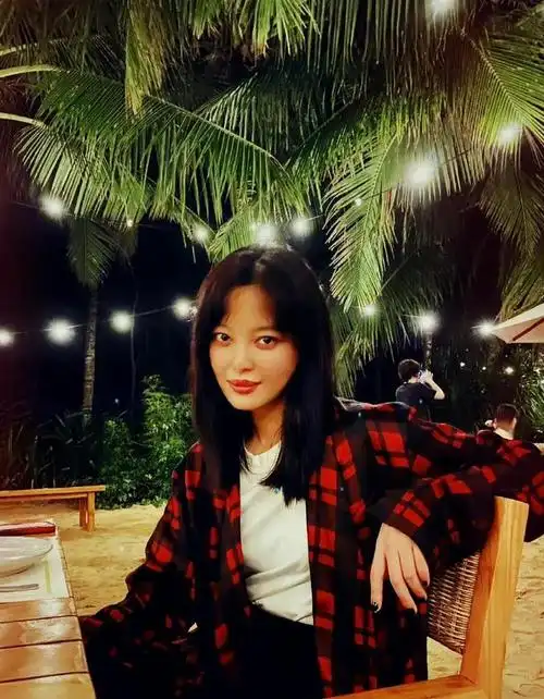 李沁|毛晓彤|李小冉|生活照|武侠片|动作片|科幻片|机器人题材电视剧