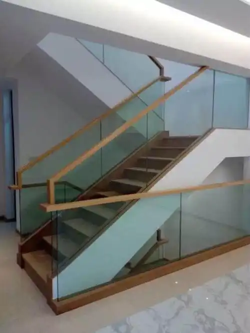 全玻璃楼梯扶手