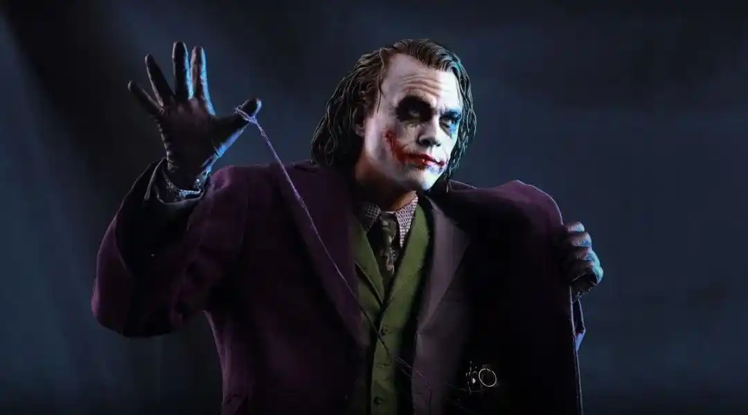 希斯·莱杰出演的小丑电影名叫什么?