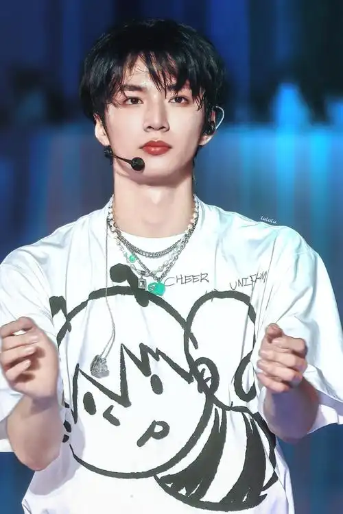 刘耀文##时代少年团-刘耀文last night