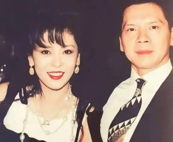 同样是向华强的基因,把3个孩子一对比,差距就出来了_丁佩_陈岚_李小龙