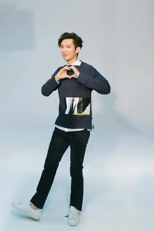 钟汉良电视剧亦舞之城##钟汉良o巡回演唱会##钟汉良冯睿