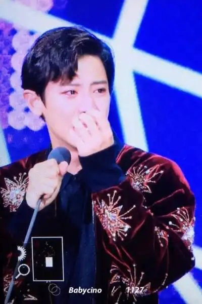 灿烈哭了,心痛 171201