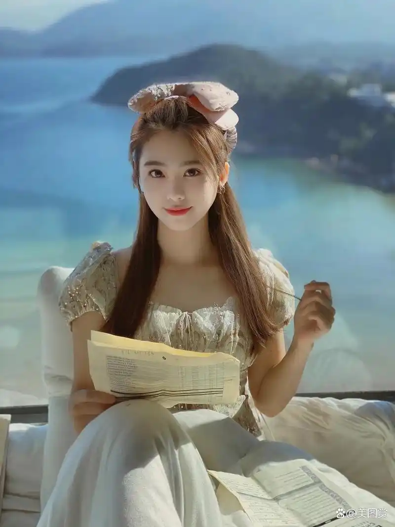 颜值天花板的美女,长相甜美又可爱漂亮,颜值可以秒杀90%女星