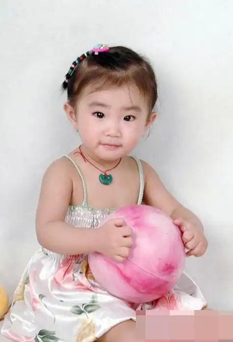 小女孩剪出的萌呆短发发型大全 谁说女孩子不适合修剪超短头发