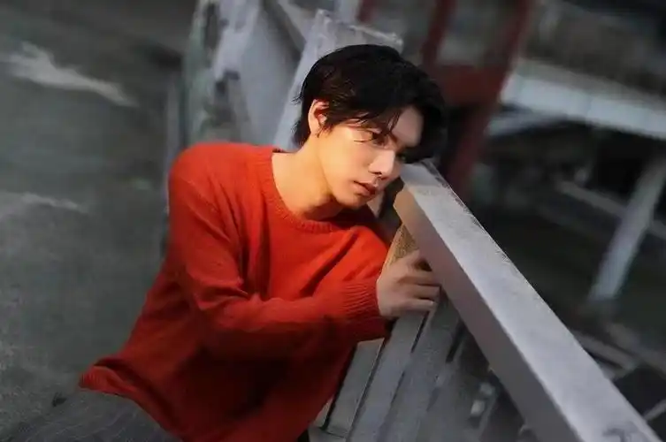 难捏………死死的拿捏90@杨宇腾yu  cr:杨宇腾工作室