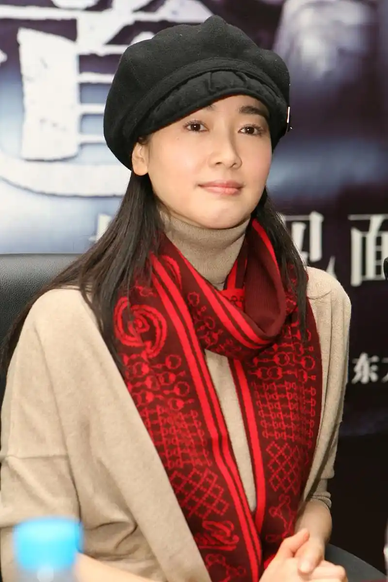 一个出生于湖南长沙的女演员,以其出色的演技和独特的气质,成为了中国