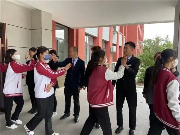 励志教育兴安盟实验中学实践见成效