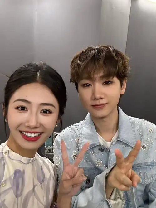 是才华横溢的人在创作, 汪苏泷结婚了吗汪苏泷合影汪苏泷靳梦佳