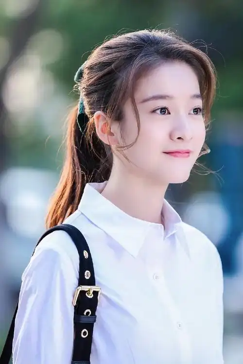 『泡沫之夏』尹夏沫♀张雪迎