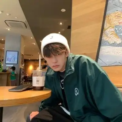 男生头像余庆伟