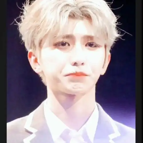 坤哥一直是从前的小哭包