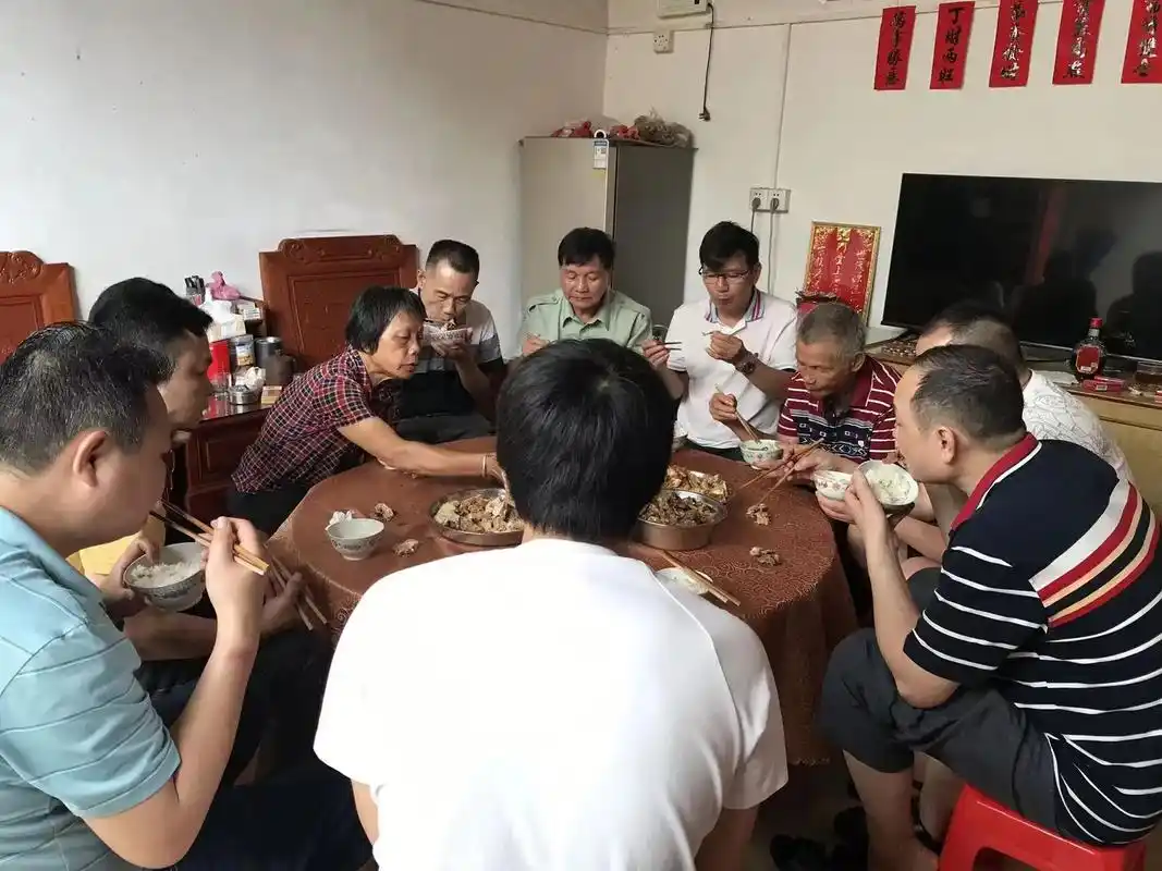 李氏兄弟家族,只有照片能记录这份珍贵 ,兄弟同心,其利断金, - 抖音