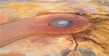 探访中国最神秘的泉眼方圆百里寸草不生被称为恶魔之眼