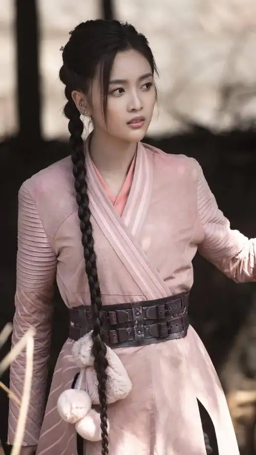 斗罗大陆小舞吴宣仪斗罗大陆电视剧版首播,吴宣仪饰演小舞造型引争议