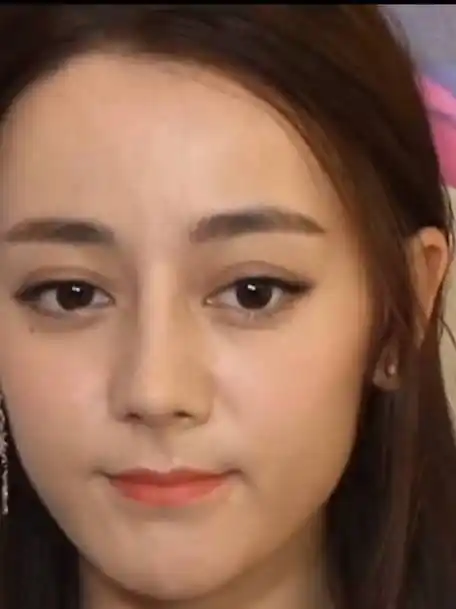 全网唯一迪丽热巴素颜
