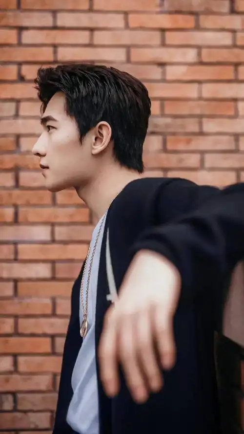 说了这么多,肯定有小伙伴说"有没有男装店推荐?