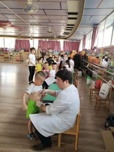 [罗定市培英科艺幼儿园a区蜜桃二班]健康体格检查
