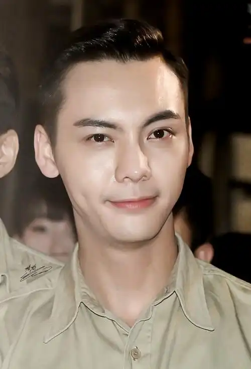 陈伟霆# 20150707大轰炸探班