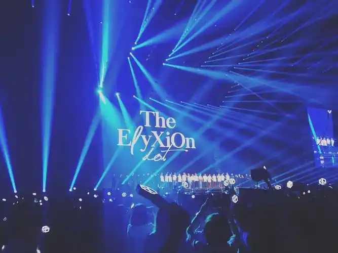 「exo」「新闻」180805 那些年我们创造过的银海,爱丽们四周岁生日