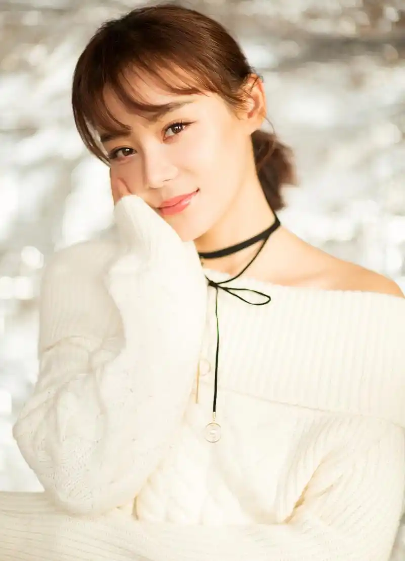 袁姗姗有了马甲线穿衣风格都不一样了有种小清新的感觉