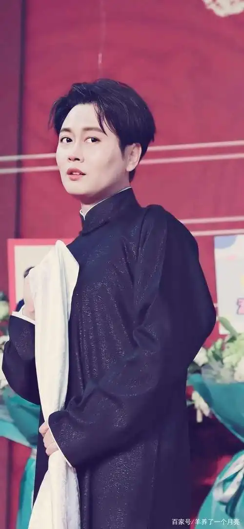 正所谓神仙可爱孟鹤堂也是一定在这当中的.