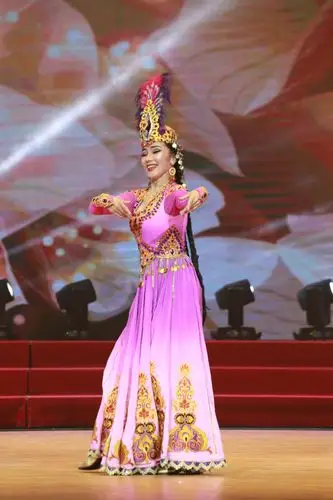 和田歌舞团演出之三