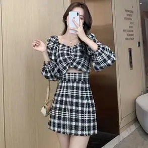上衣 裙女2021新款 时尚 短款 洋气长袖 高腰半身裙子两件套 - 女装