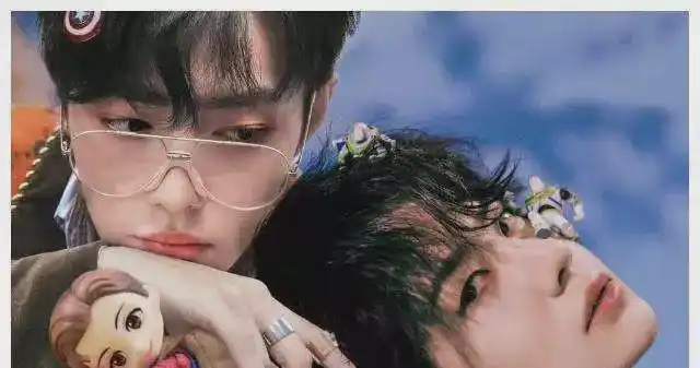 肖战亲脸照引cp粉不满,大骂杨紫恶心猥琐,还将女方p成王一博?