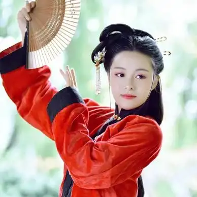 红衣华服女生头像唯美古风真人头像
